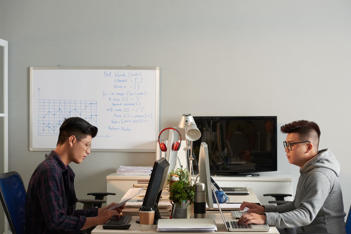 Web Designer V/S Web Developer